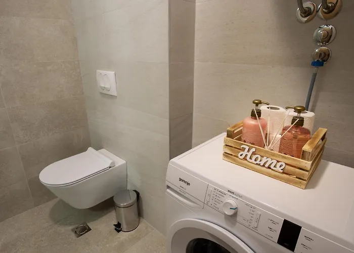 Lina - Pg, Moraca River * Podgorica