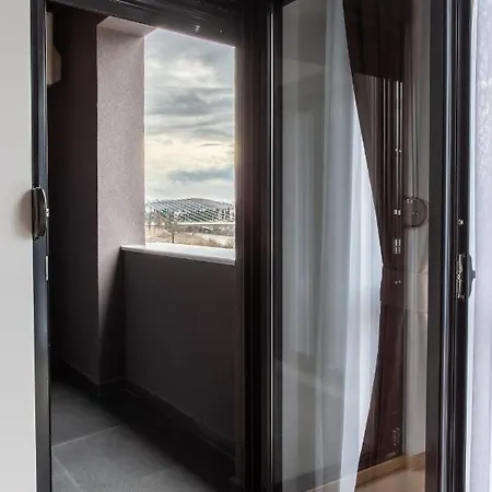 Apartment Lina - Pg, Moraca River *