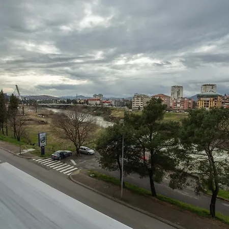 Lina - Pg, Moraca River *